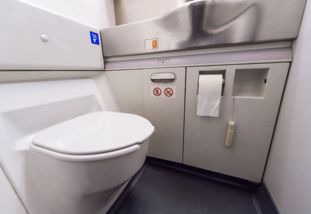 Toilettes d'avion